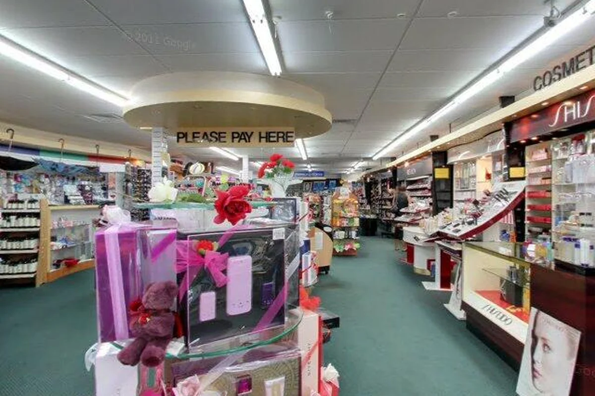 Blooms The Chemist Parap