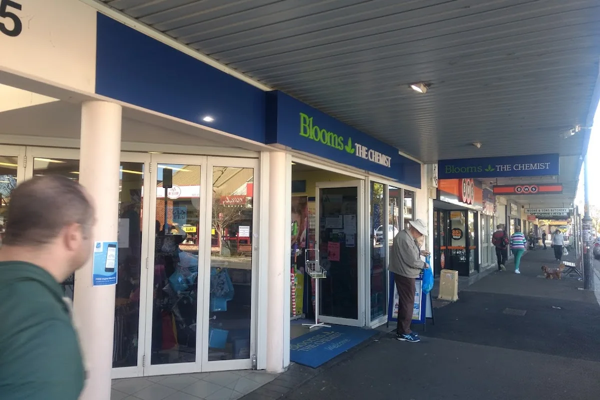 Blooms The Chemist Springwood