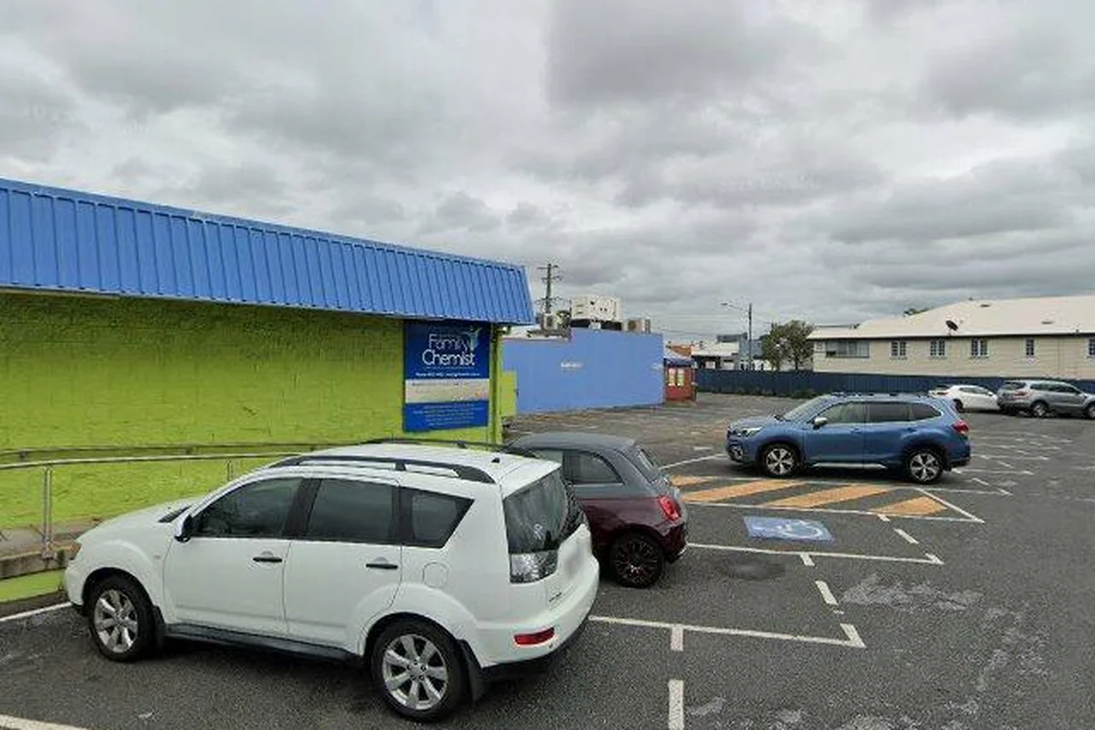 Gladstone Family Chemist