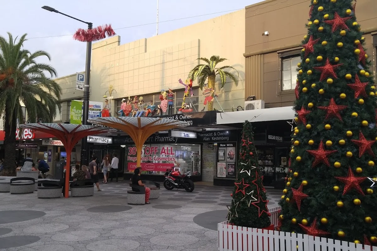 healthSAVE Acland Street Pharmacy