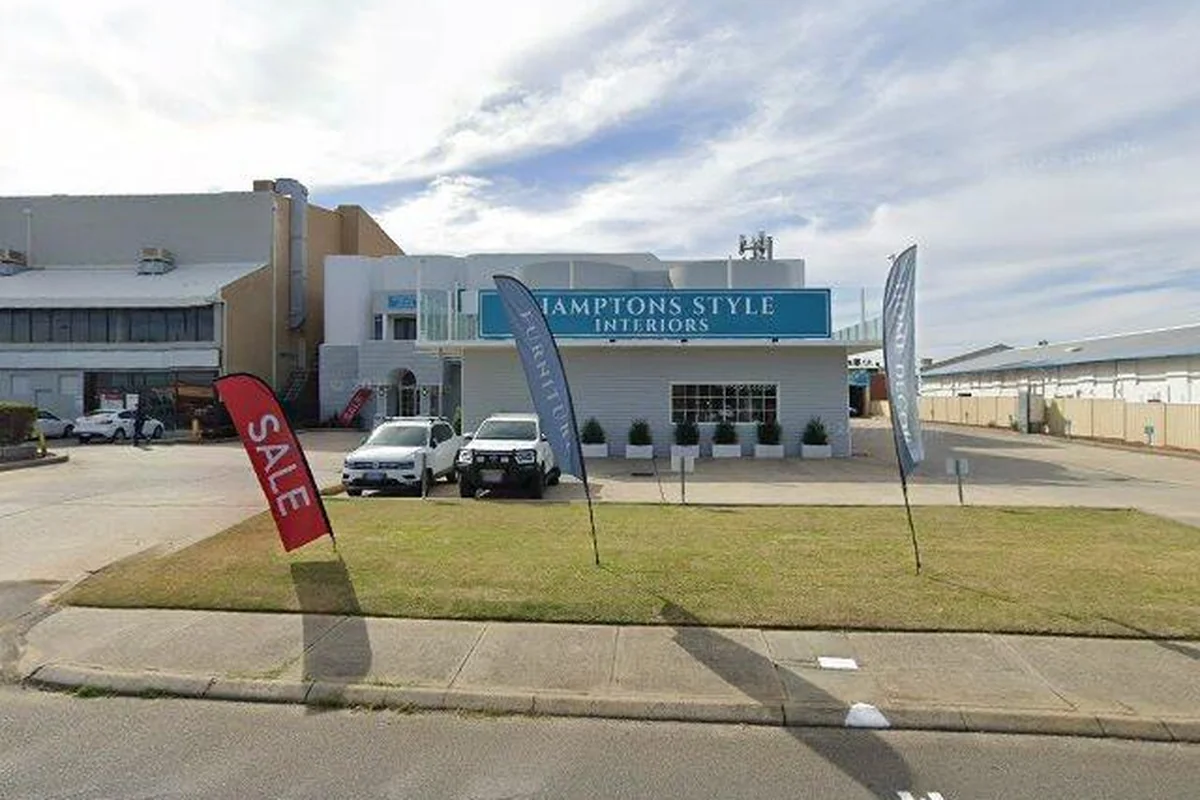 Pharmacy wholesalers