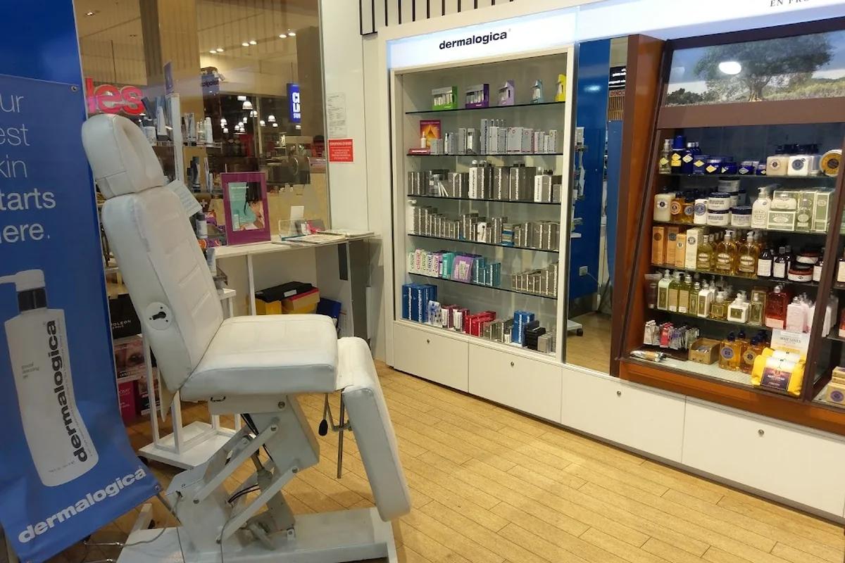 Amcal+ Pharmacy Tooronga photo 1