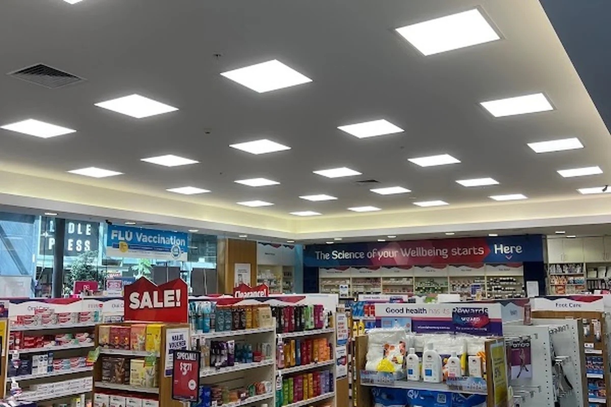 Neighbourhood Pharmacy Brookfield Place photo 4